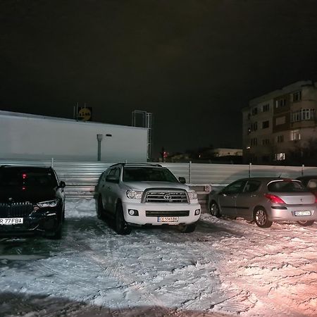 Mall Luxury Apartments Bacău Exteriér fotografie